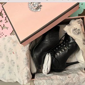 Juicy Couture Black Lizard Print Booties